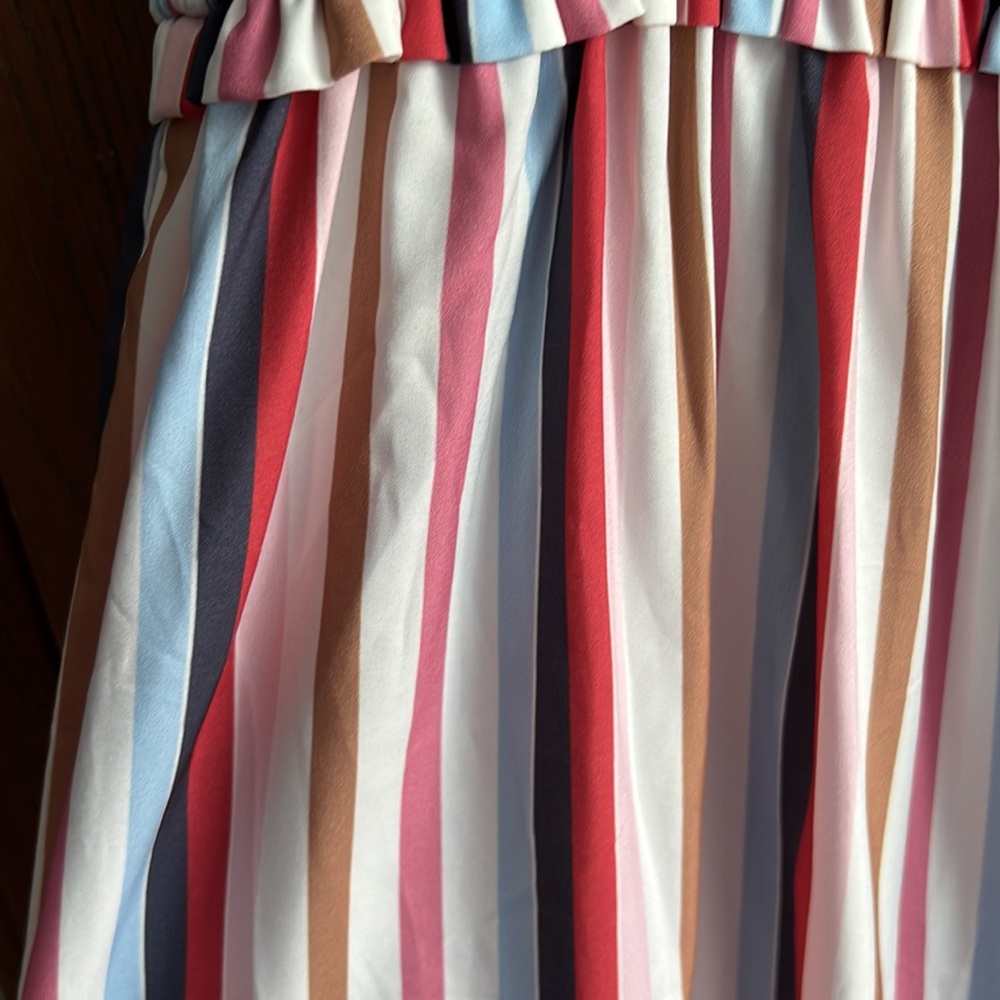 NWT striped smocked tiered maxi dress - Picture 3 of 7